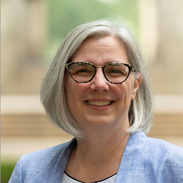 Head shot of Jenni Griffin