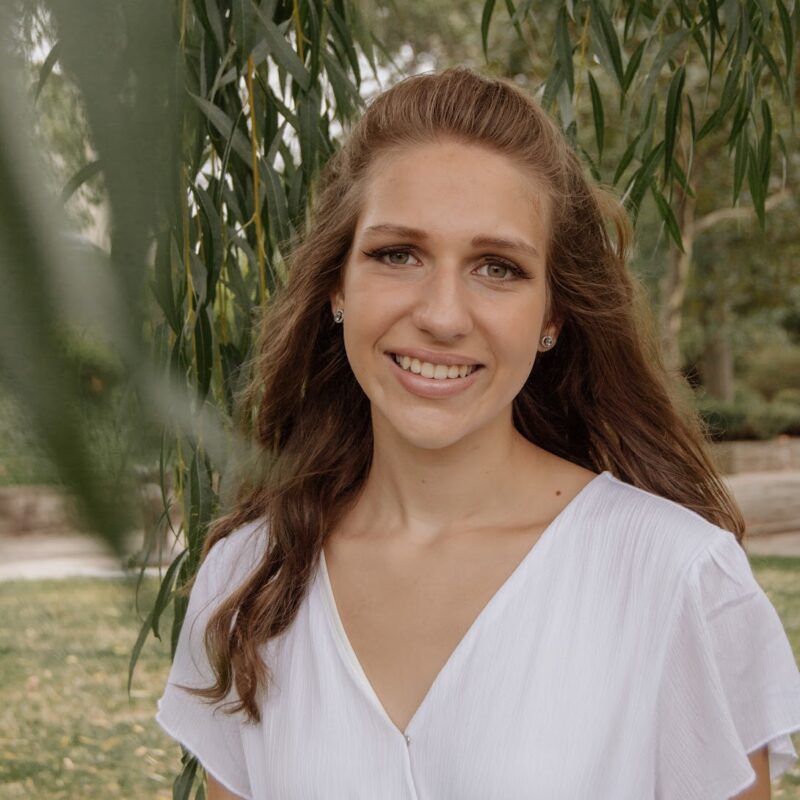 Caroline Cupar headshot