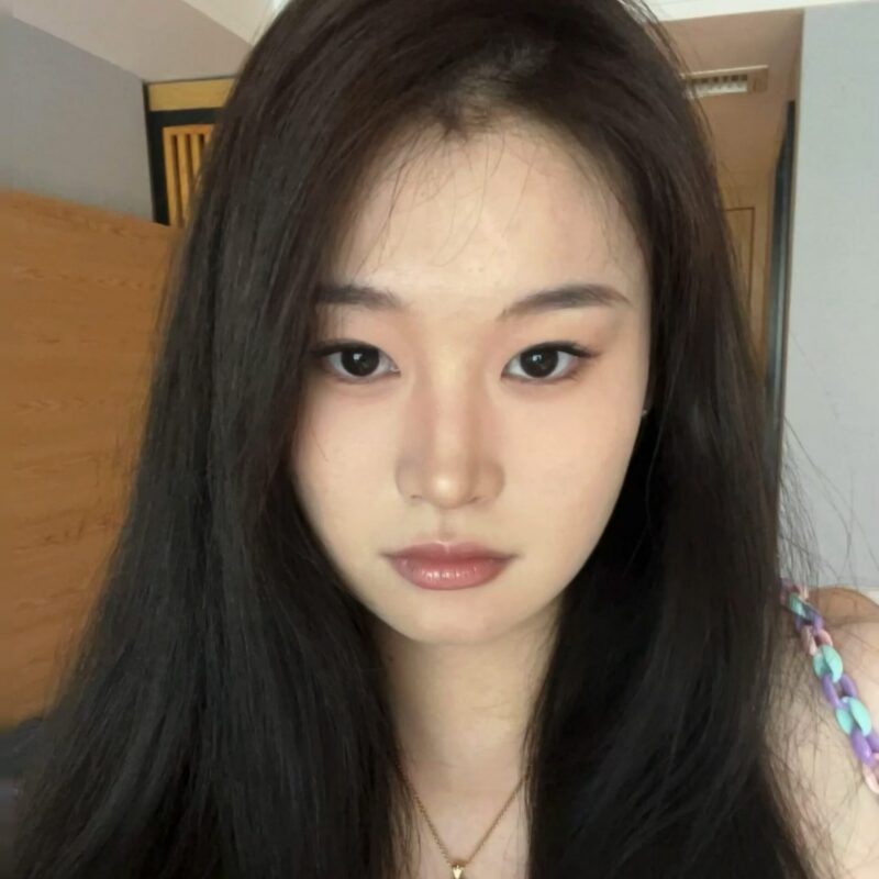 Xuanrui Liang Headshot