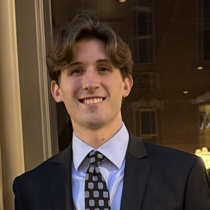 Evan Amend headshot