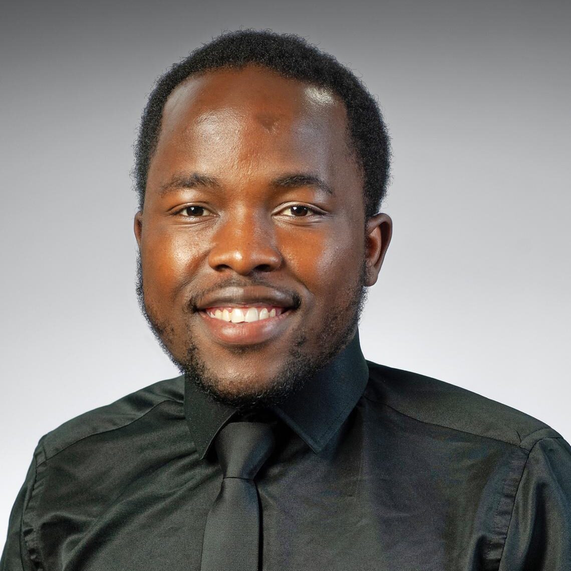 Russell Makopa headshot
