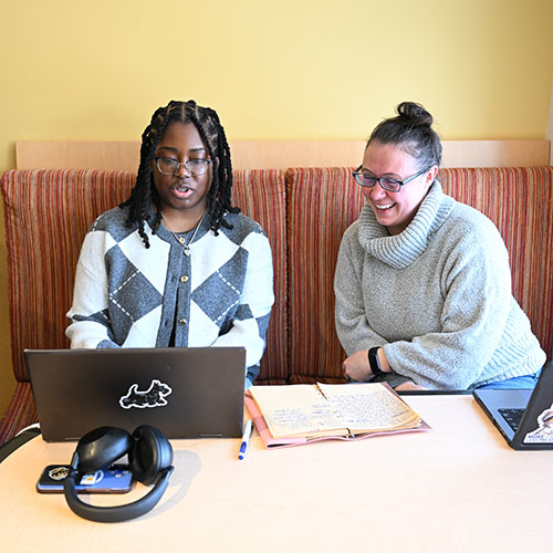 Wooster writing consultants now train on using AI for feedback on writing and further using it as a tool when assignments allow it.