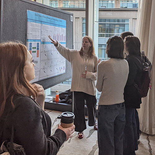 Lilly Moody ’26, a neuroscience major was among the students presenting her research at the Cognitive Neuroscience Society Annual Meeting in Vancouver.