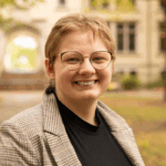 Anna Whiting Headshot